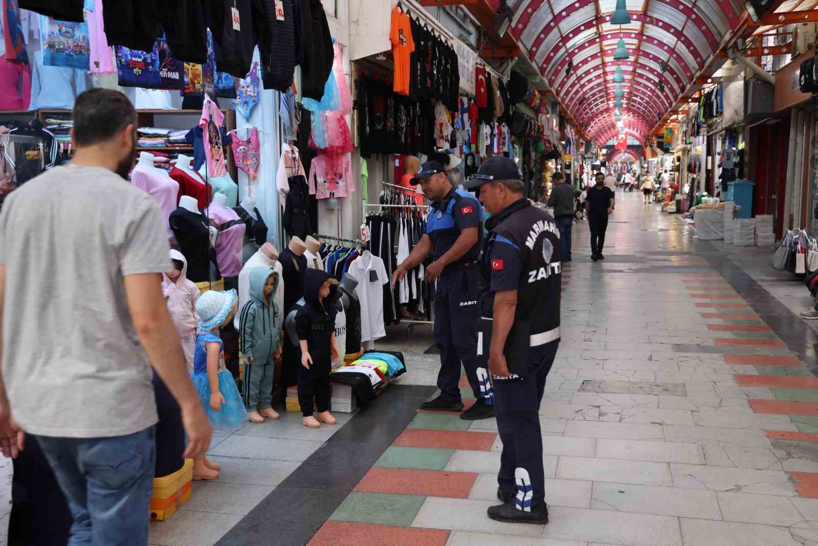 Marmaris Belediyesi Zabıta ekipleri