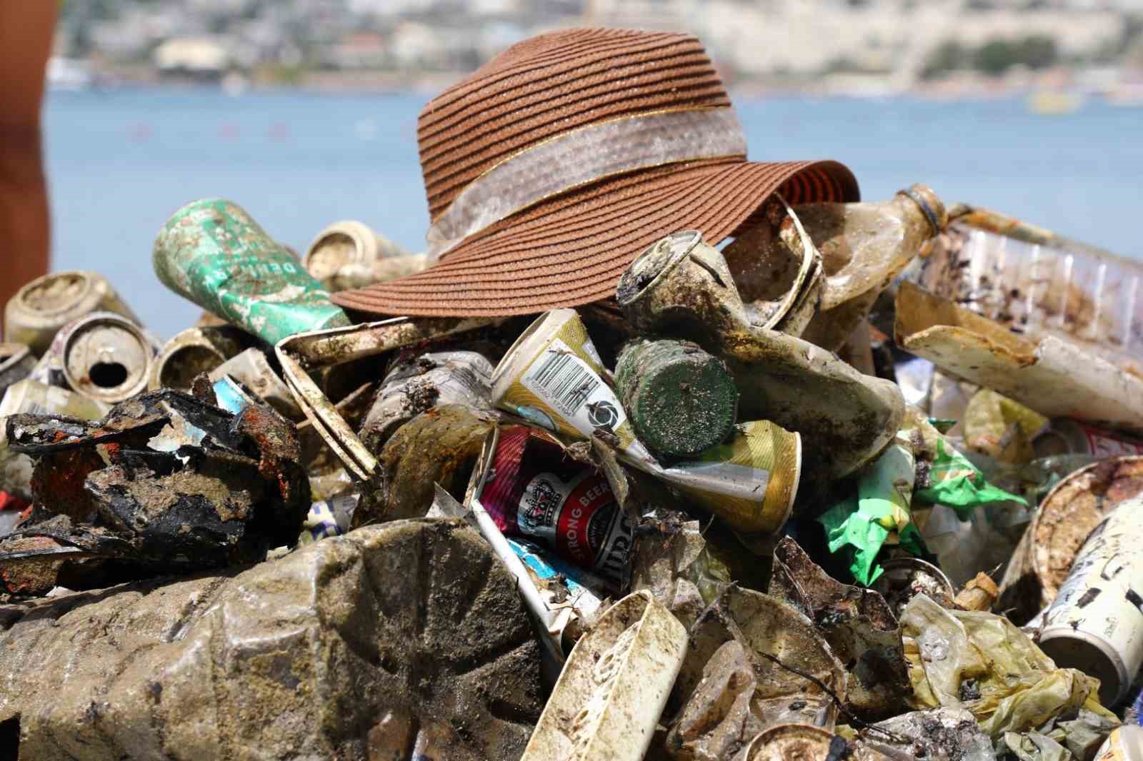 Bodrum’da deniz dibi temizliği