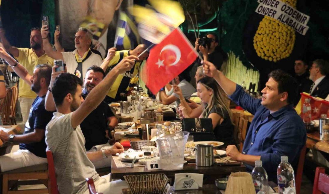 Fethiye’de buluşan Fenerbahçe taraftarları,