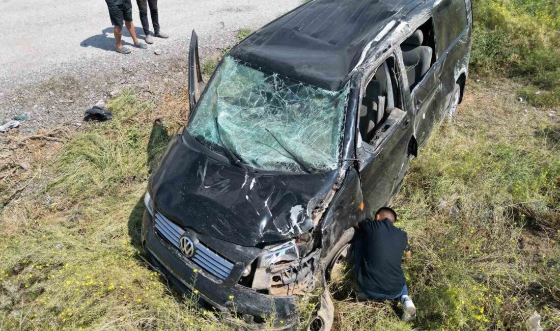 Afyonkarahisar’da takla atıp şarampole