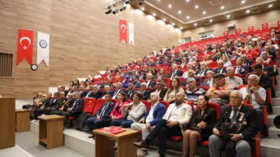 Büyükşehir kahraman gazilere özel panel düzenledi