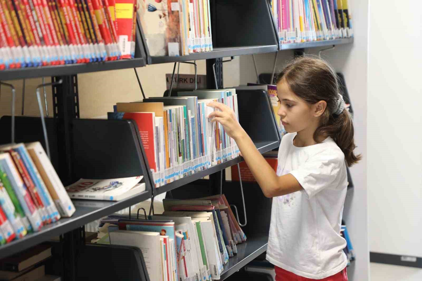 Büyükşehir kütüphanelerine yoğun ilgi