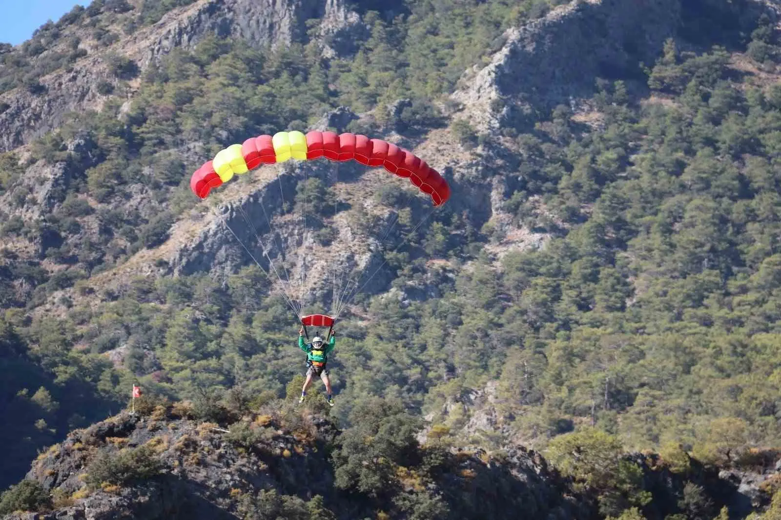 24. Uluslararası Ölüdeniz Hava Oyunları Festivali coşkuyla devam ediyor