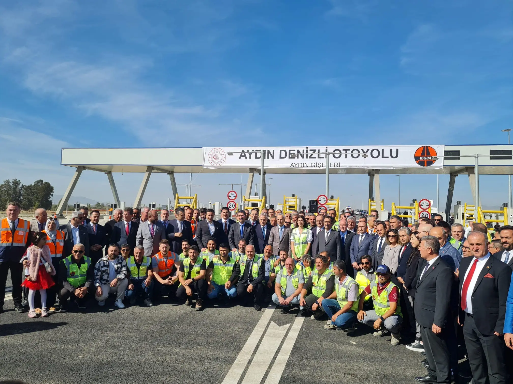 Denizli-Aydın otoyolu açıldı