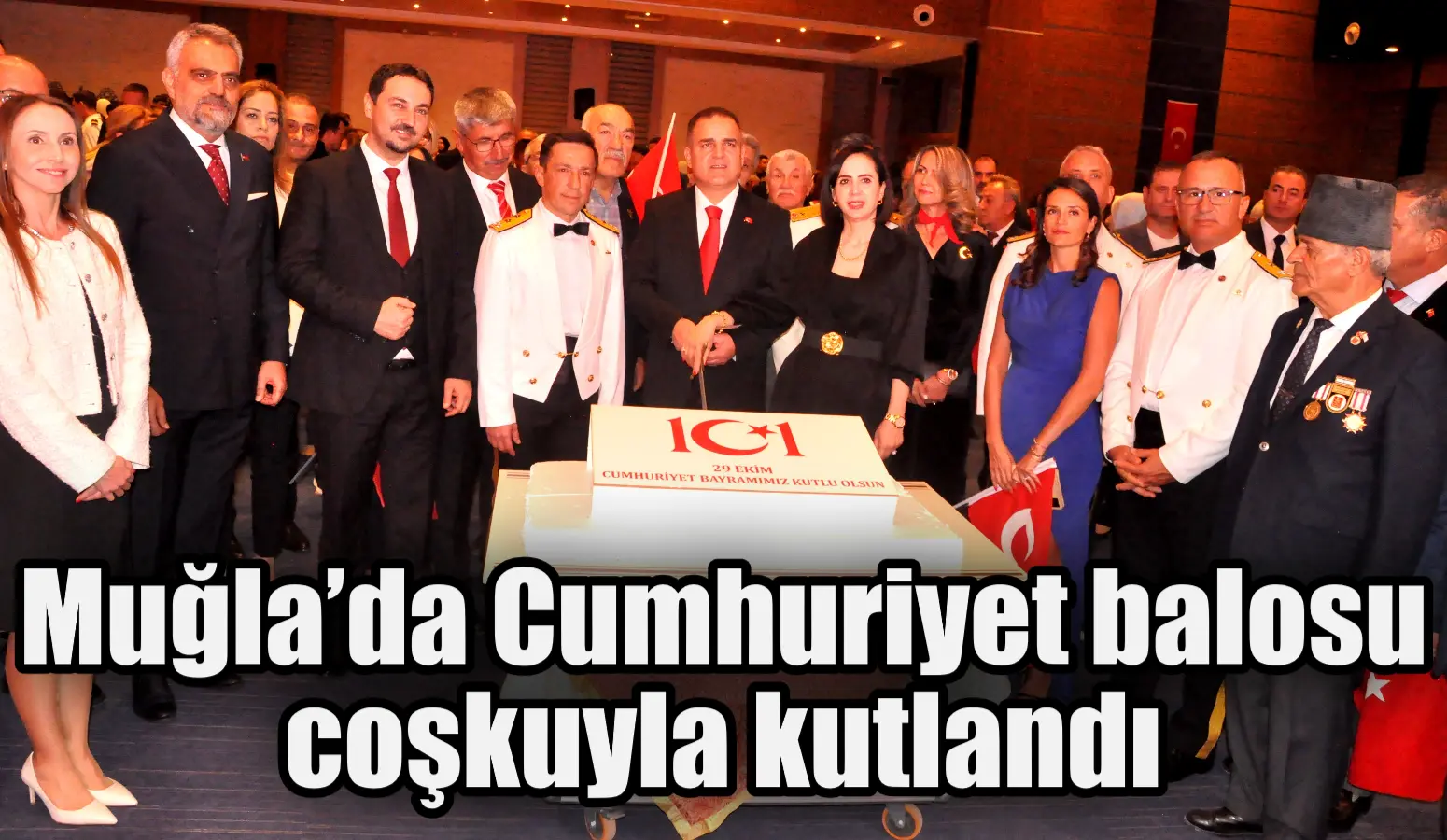 Muğla’da Cumhuriyet balosu coşkuyla kutlandı