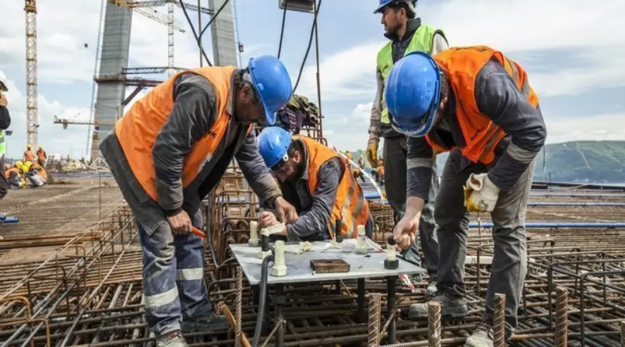 Yetki belgesi olmayan ustalar inşaatlarda çalışamayacak