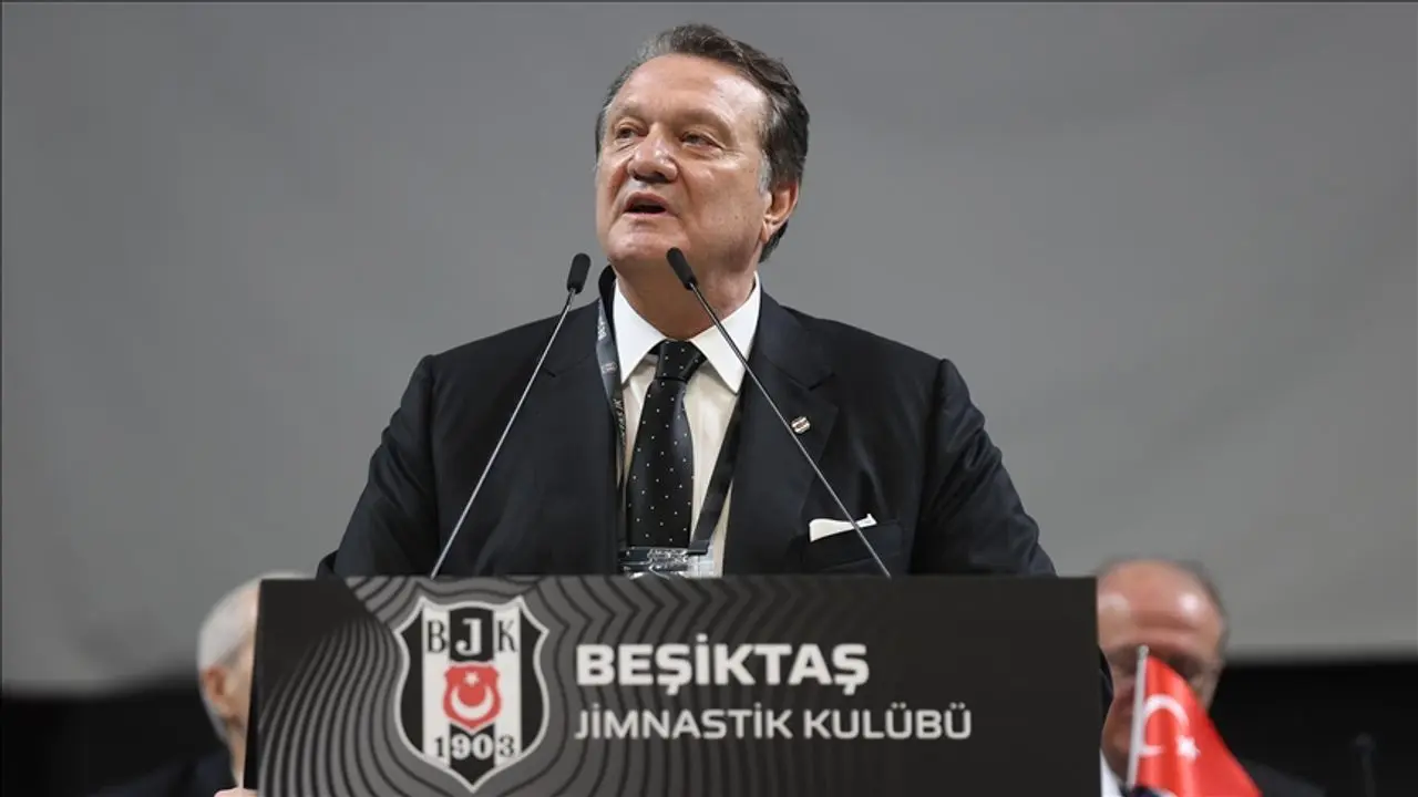 Hasan Arat, Beşiktaş Başkanlığından istifa etti