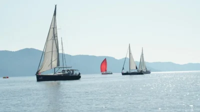 Göcek’te yelkenler fora