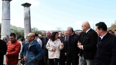 Tarihi Kentler Birliği üyeleri Stratonikeia’yı gezdi