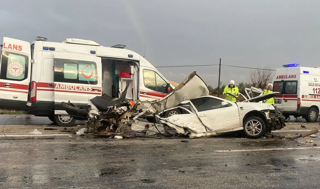 Afyonkarahisar’dan Denizli’deki düğüne gelen