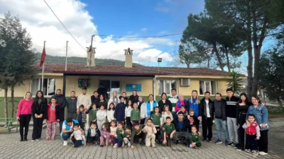 Muğla’da gönüllü üniversiteliler köy okullarında etkinlik düzenliyor