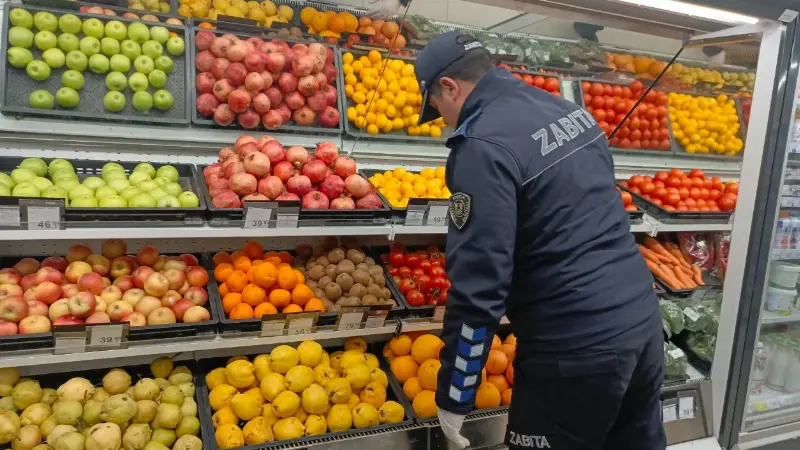 Bodrum Belediyesi Zabıta Müdürlüğü, halk sağlığını koruma çalışmaları kapsamında manav