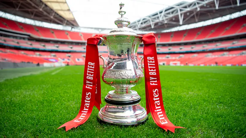 Dünya futbolunun en köklü turnuvası FA Cup, 4 yıl boyunca