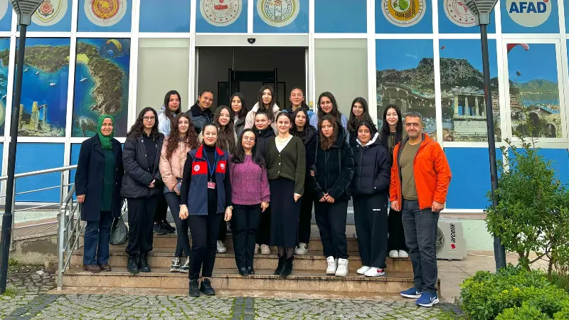 Muğla Menteşe Şifa Hatun Meslek ve Teknik Anadolu Lisesi öğrencileri,