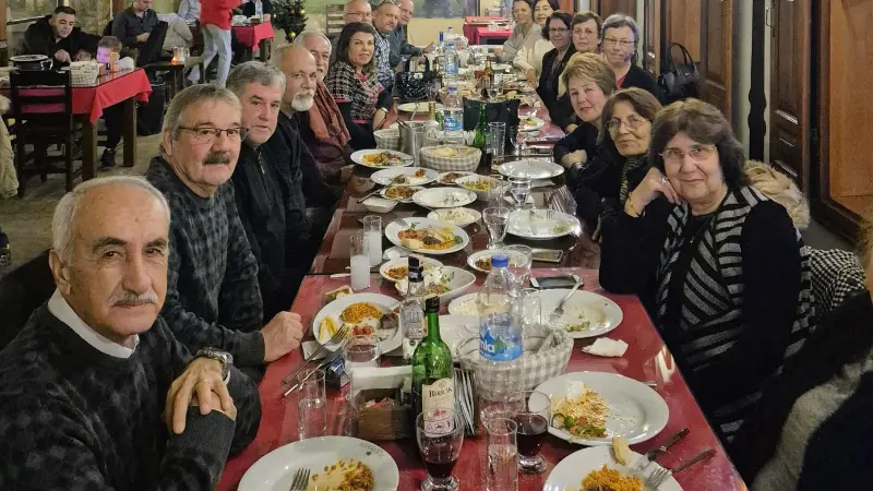 Dönemin Muğla Belediyesi İmar Müdürlüğü eski çalışanları, Süpüroğlu Restorantta Refik